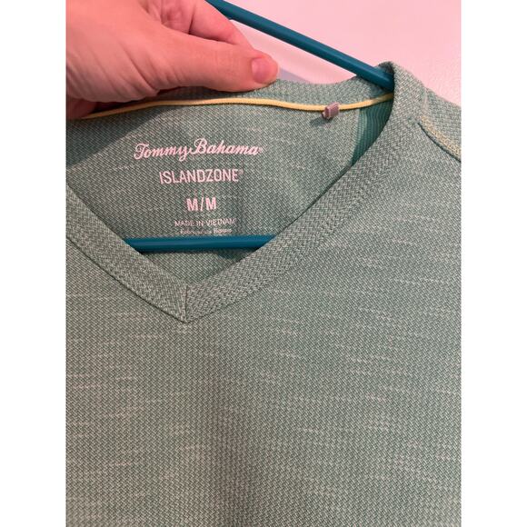 Tommy Bahama IslandZone T-Shirt – Size M - Picture 2 of 4